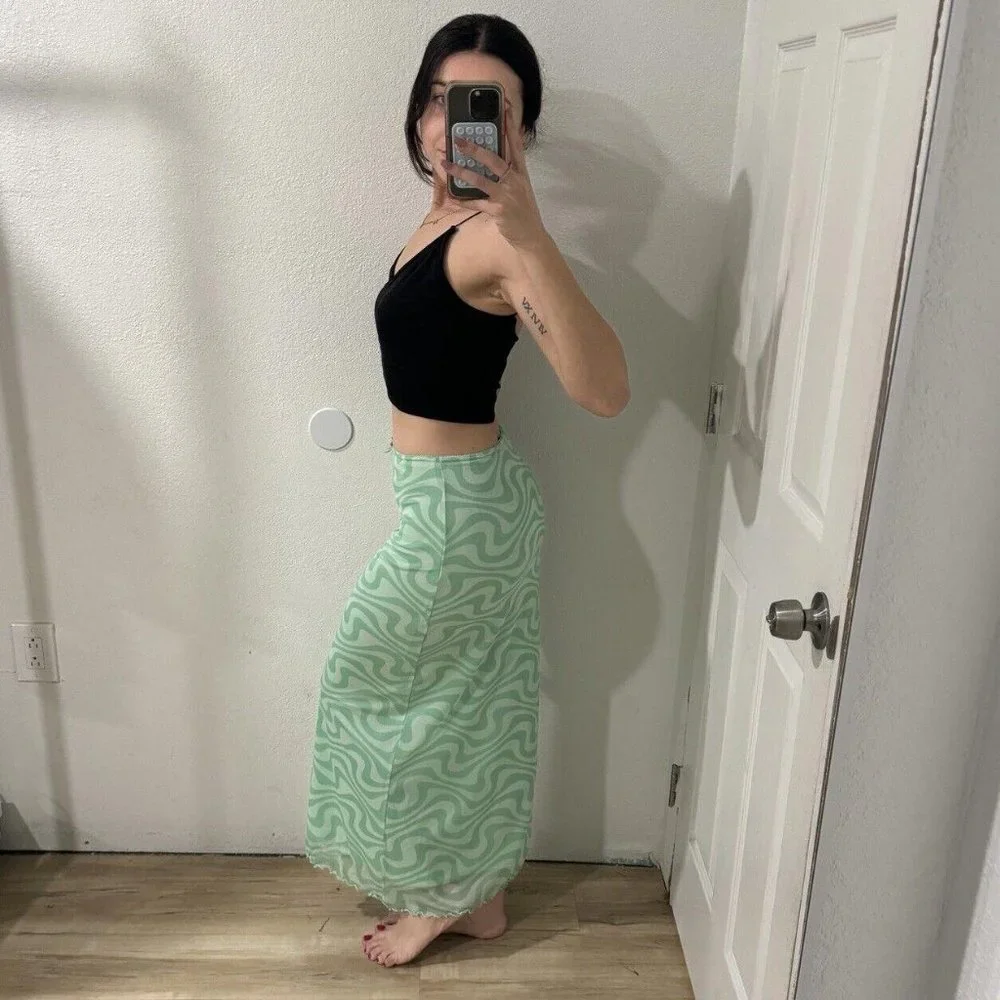 womens urban outfitters‎ Maxi Skirt Groovy Green Now Ruffles Size Small S